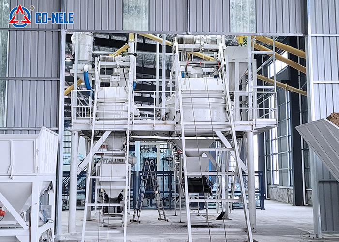 路面磚生產(chǎn)線配套兩臺(tái)科尼樂立軸攪拌機(jī)