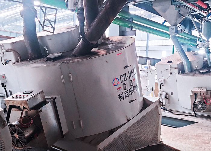 科尼樂與利爾:用于鎂碳磚磚生產(chǎn)的16臺(tái)1500L強(qiáng)力混料機(jī) 科尼樂與利爾:用于鎂碳磚磚生產(chǎn)的16臺(tái)1500L強(qiáng)力混料機(jī)