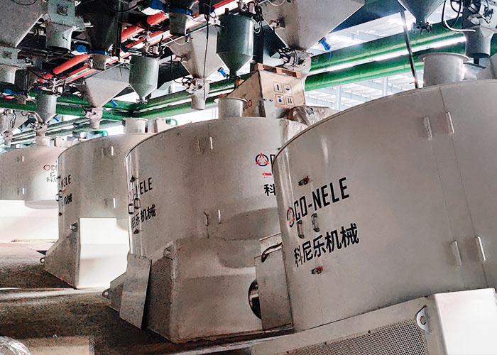 科尼樂與利爾:用于鎂碳磚磚生產(chǎn)的16臺(tái)1500L強(qiáng)力混料機(jī) 科尼樂與利爾:用于鎂碳磚磚生產(chǎn)的16臺(tái)1500L強(qiáng)力混料機(jī)
